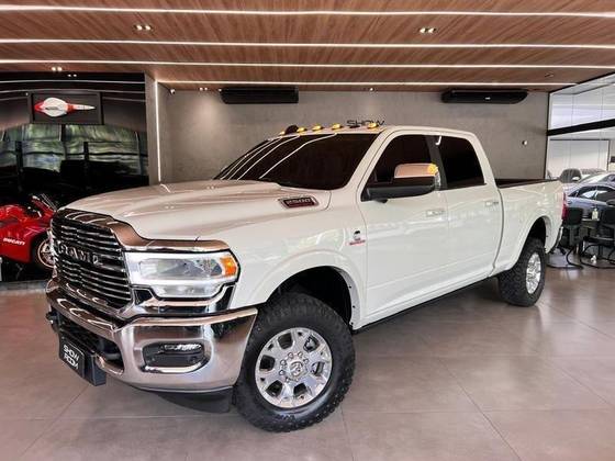 RAM 2500 6.7 I6 TURBO DIESEL LARAMIE QUARTO DE MILHA CD 4X4 AUTOMÁTICO RAM 2500 6.7 I6 TURBO DIESEL LARAMIE QUARTO DE MILHA CD 4X4 AUTOMÁTICO